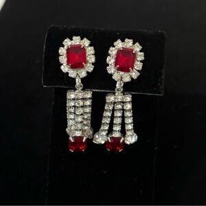 Vintage art deco red and clear rhinestones clip on